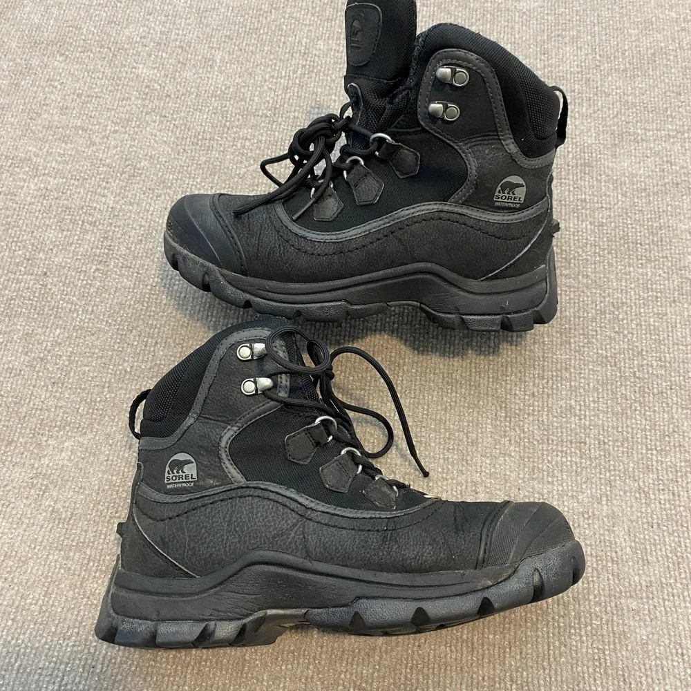 Sorel Timberwolf‎ Boots Womens Size 8 Black Waterproof Ankle Lace Up NL1487-011